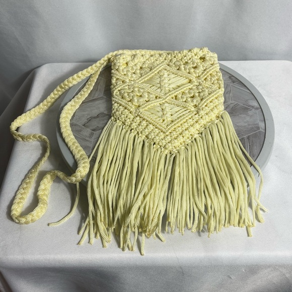 Vintage Macramé Fringe Crossbody Shoulder Bag Boho Festival Hippie Style Yellow - Picture 1 of 5
